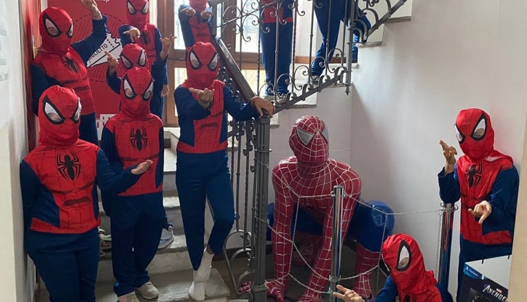 Spider-Man incontra i bambini dell’Ospedale Niguarda di Milano