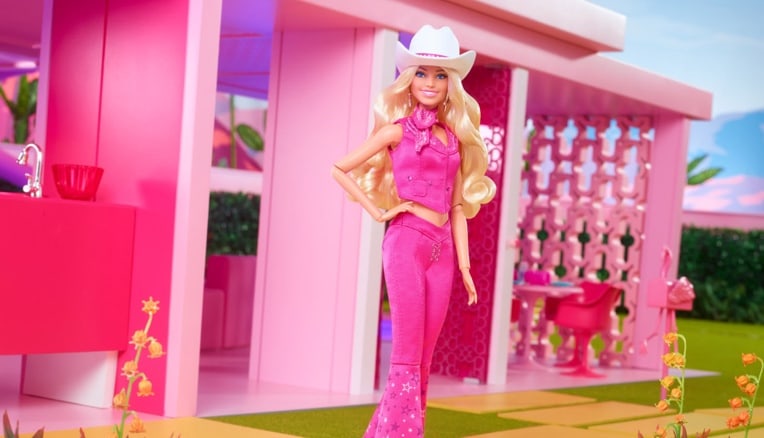 Da Fao Schwarz arrivano le Barbie ispirate al film