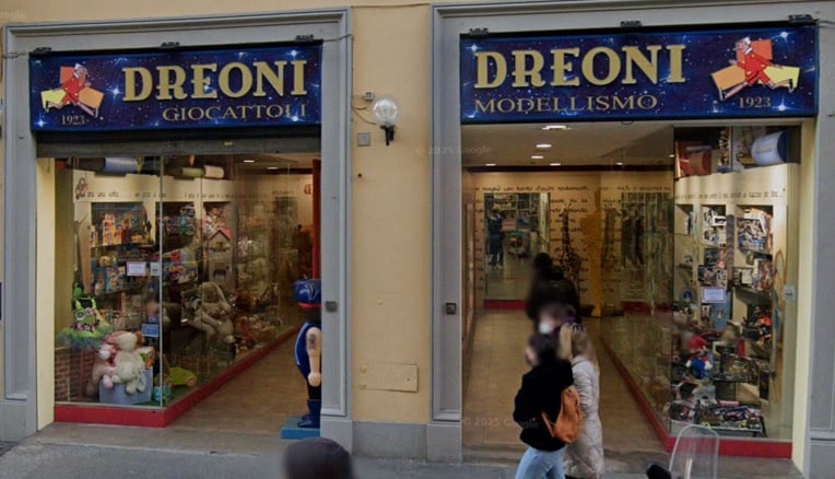 Chiude lo storico punto vendita Dreoni di Firenze